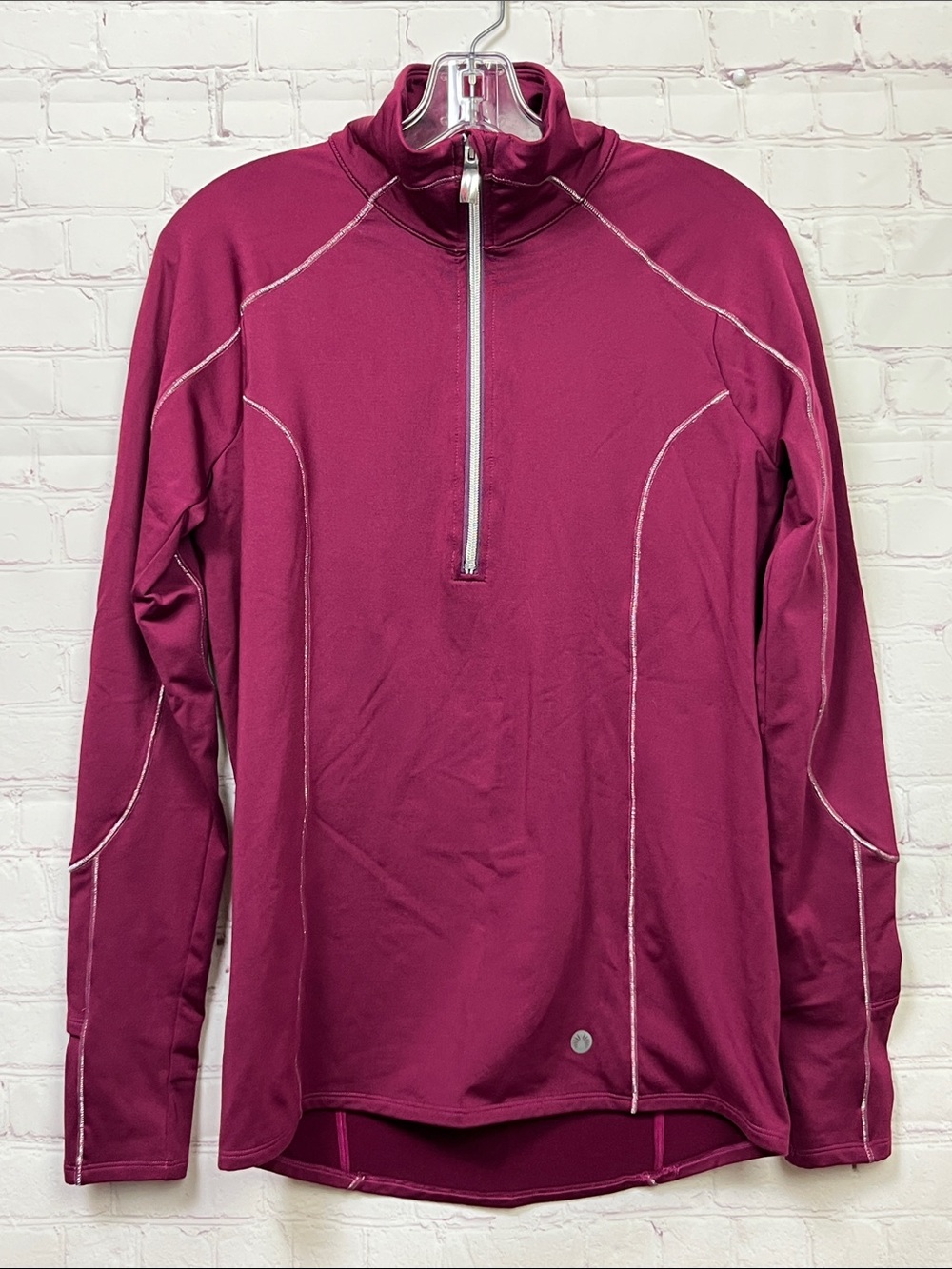 Snow Angel Half Zip Pullover Size M